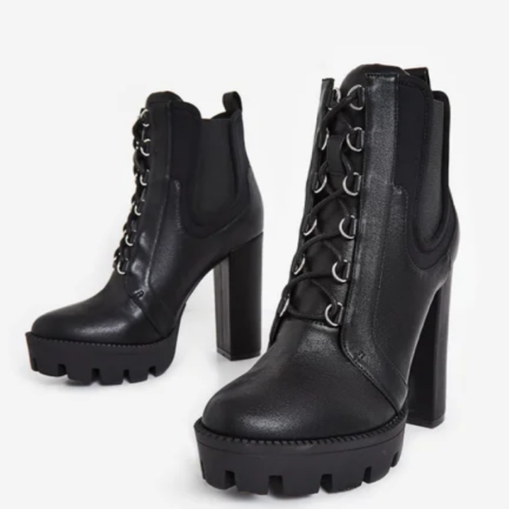 NWOB Ego Miya lace up platform booties